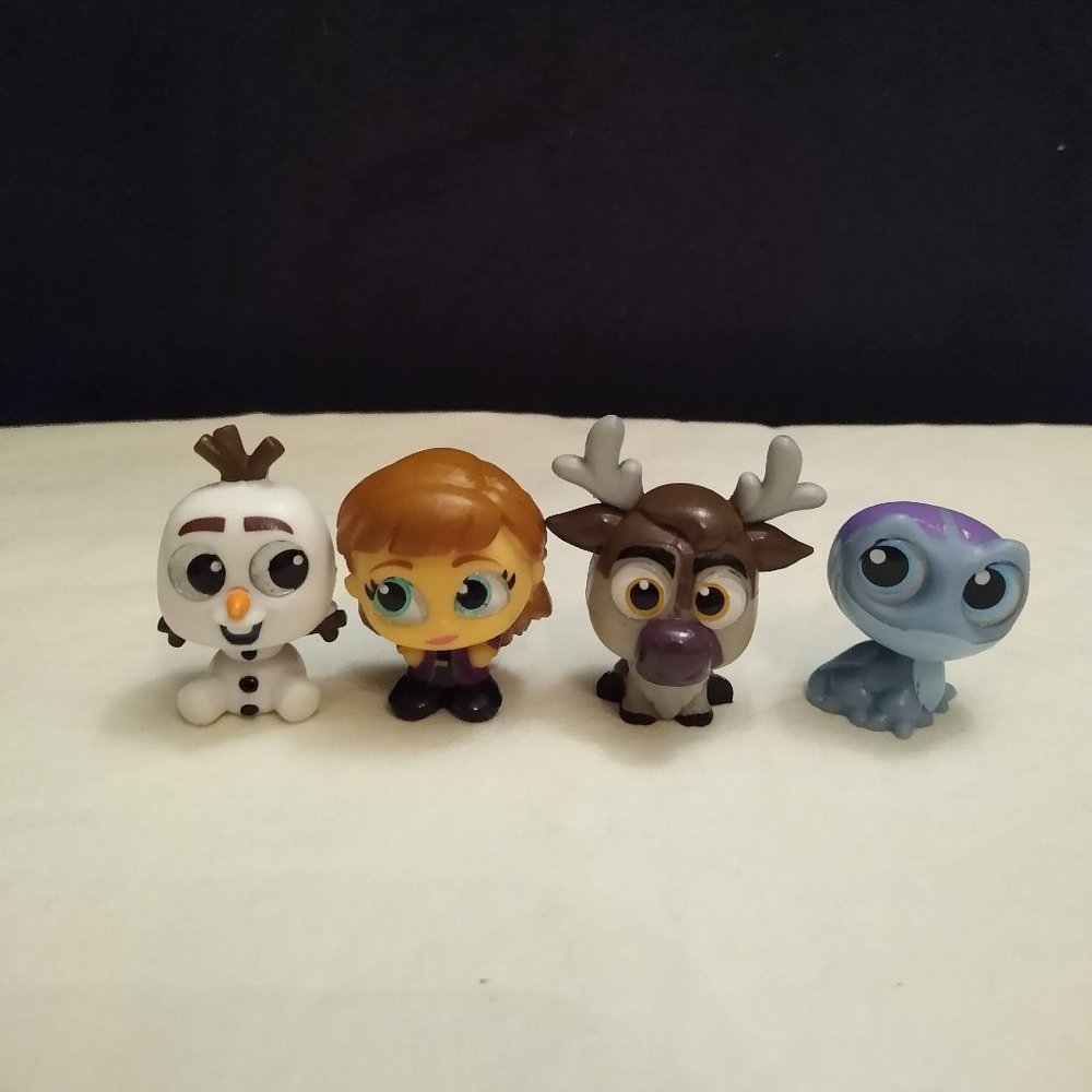 Frozen Doorables